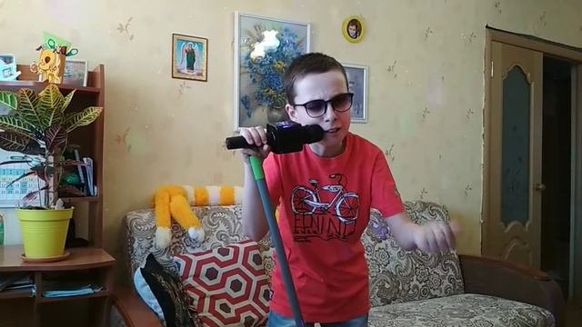 Между синим и синим