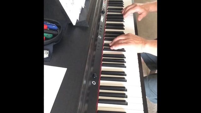 Jos HJ speelt Can't stop falling in love van Elvis Presley. смотреть онлайн