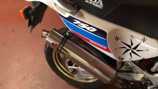 Honda africatwin 750 akrapovic смотреть онлайн