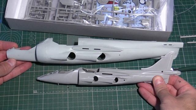 "Харриерный"конвейер продолжается / Расхламляю малыша ROYAL NAVY SEA HARRIER FRS.1 - 1:48 "Tamiya" смотреть онлайн