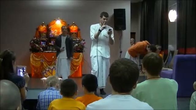 12 Группа "Пранама" - песня посвящена Шри Чайтанье Махапрабху. Автор слов и солист -Антон Пан