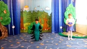 Песня про сороконожку .