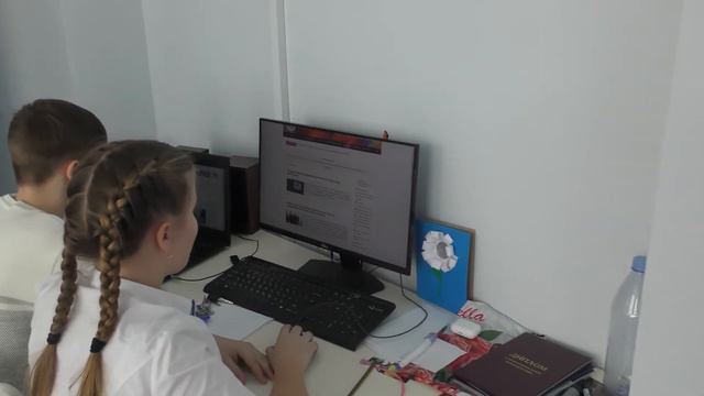 Видеопредставление команды юнкоров МБОУ "Школа №75"