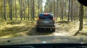 Mitsubishi Pajero 4 на оффроуде с семейным экипажем. Mitsubishi Pajero и семья