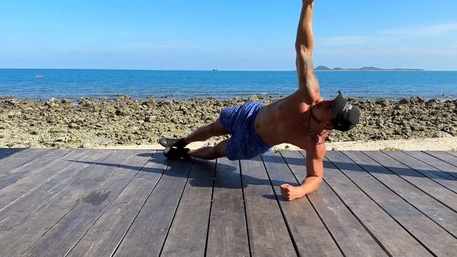 Пресс Боковая планка со скручиванием смотреть онлайн