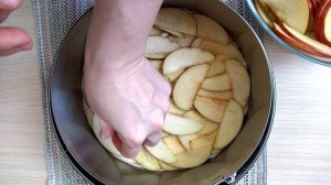 Шарлотка с яблоками в духовке. Простой и быстрый рецепт.