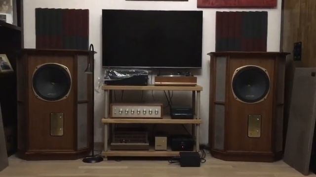 Tannoy GRF Memory / I Got Rhythm, Pt.2 Jo Jones Trio смотреть онлайн