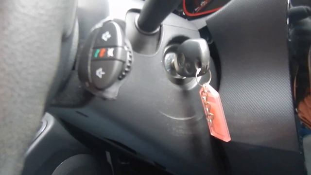 Renault Sandero Stepway 1.6 2014 смотреть онлайн