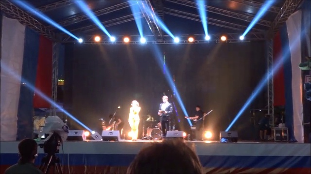 Ялта, 12.06.15. День России. Группа Земляне.