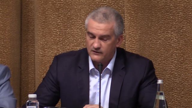 В Симферополе на заседании Общественной палаты Крыма принят важный документ смотреть онлайн