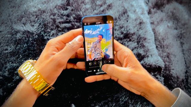 "Unboxing and In-Depth Review: iPhone 12 Mini - All You Need to Know!" смотреть онлайн