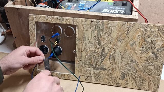 Зарядна електростанція своїми руками з автозапуском! смотреть онлайн