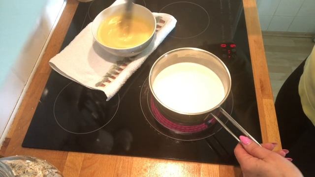 Заварной Крем . Самый популярный крем для тортов и пирожных ! Готовить просто !