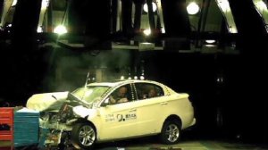 FAW: Crash Test