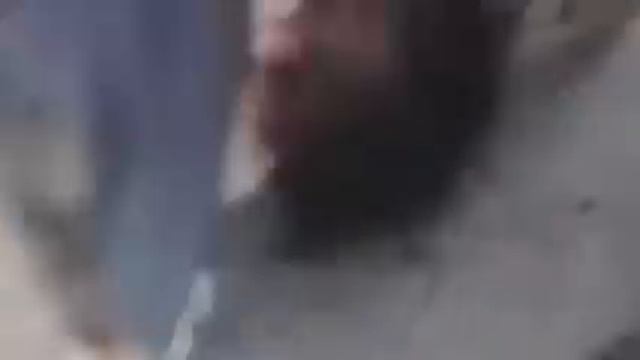 Ливийцы надругались над телом мертвого Каддафи