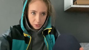 Моя заброшенная дача. Дачные будни. Отрываю листья на огурцах. Приехала подруга. #дача