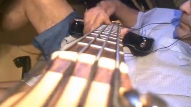 Fender Jazz Bass - test - New Age смотреть онлайн