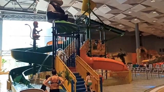 РЕКОМЕНДУЮ!!! Аква парк ЛетоЛето Тюмень. Хороший отдых в прохладную и пасмурную погоду. смотреть онлайн
