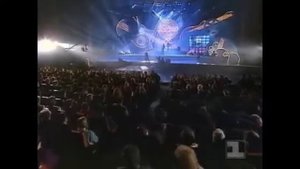 ПАРА БЕЛЫХ ГОЛУБЕЙ