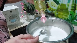 Как ,отстирать цветные прихватки  и кухонные полотенца.