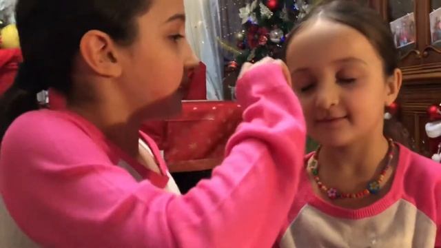 Детская косметика, Բացում ենք մանկական կոսմետիկա смотреть онлайн