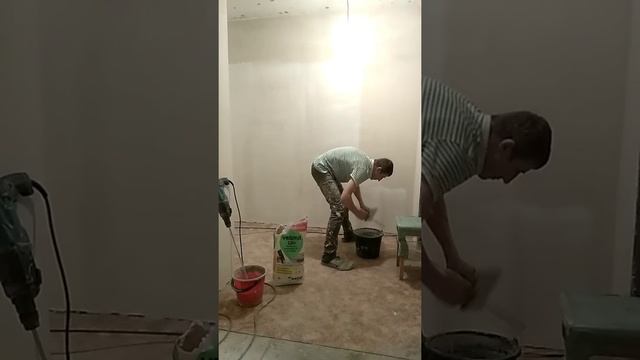 КАК ШПАКЛЕВАТЬ СТЕНЫ смотреть онлайн