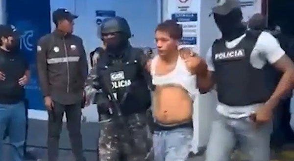 В Эквадоре освободили заложников. Вводится чрезвычайное положение