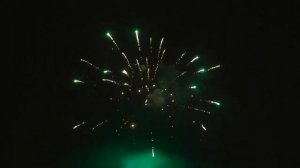 С 132 ЗОЛОТОЙ ЗВЕЗДОПАД 49 залпов, 1 2