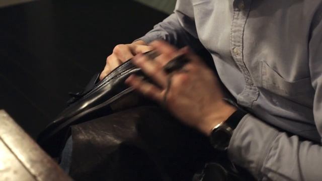 Мастерская по ремонту обуви Shoe Brush смотреть онлайн