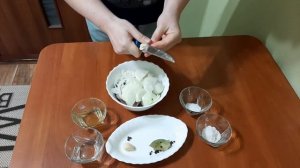 Маринованная скумбрия со льдом. Как вкусно замариновать скумбрию с луком.  Рыба на праздничный стол