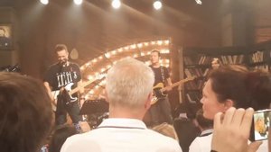 Кусок квартирника у маргулиса с пушным которого не было в эфире)