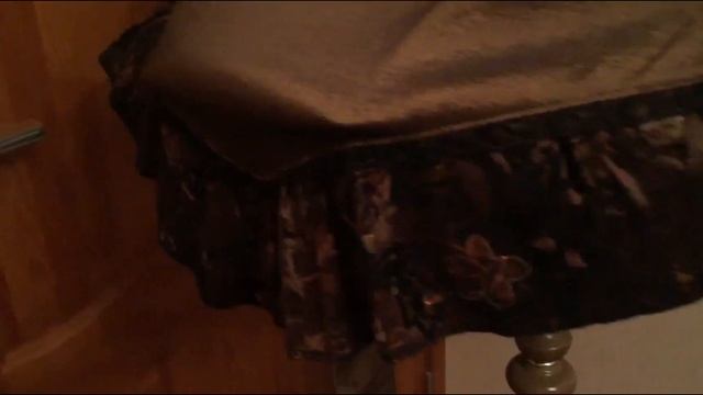 "Абажур из юбки! Вторая жизнь старого торшера – обмен на мяч" смотреть онлайн