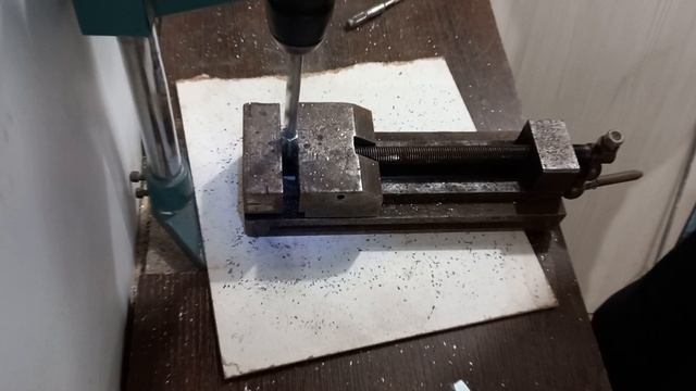 Не вздумайте выкидывать сломанные буры для перфоратора. смотреть онлайн