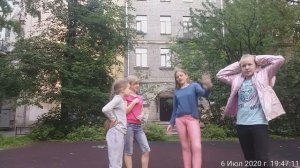 Игры на поджопник (прощание не получилось)