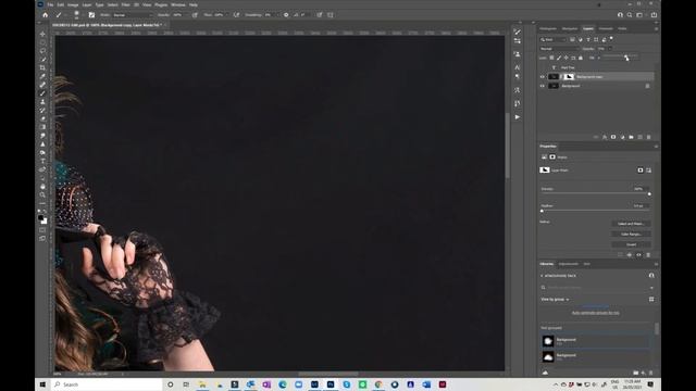 Blurring the background, adding Texture and Lighting effects in Photoshop смотреть онлайн