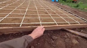 Подготовка к заливке плиты под гараж.#фундамент#гараж#дача