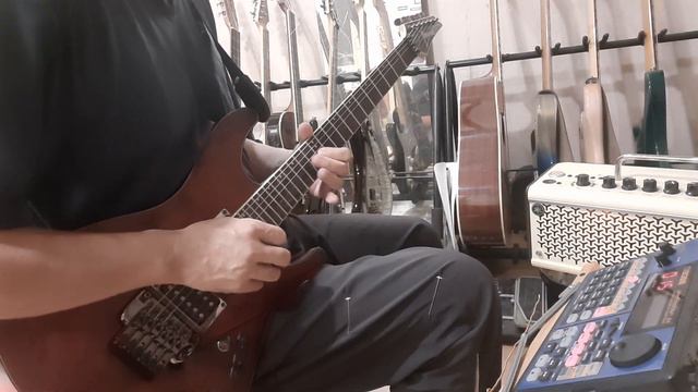 C Ionian jam practice with boss js-5 on Ibanez S770 and Yamaha THR10II смотреть онлайн