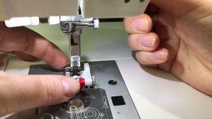 О лапке для оверлочных строчек и потайной подгибки. Часть 1