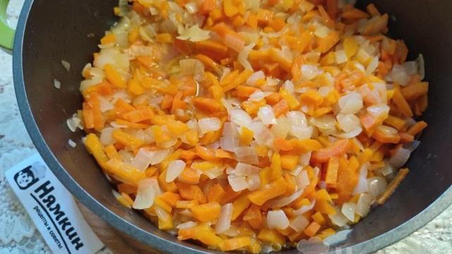 Икра из кабачков с томатной пастой и укропом на зиму