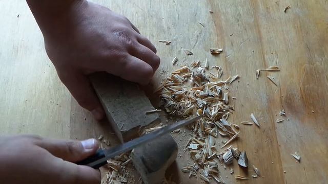 ENZO трапер 115 трапер сталь 12С27 режем деревянный брусок смотреть онлайн