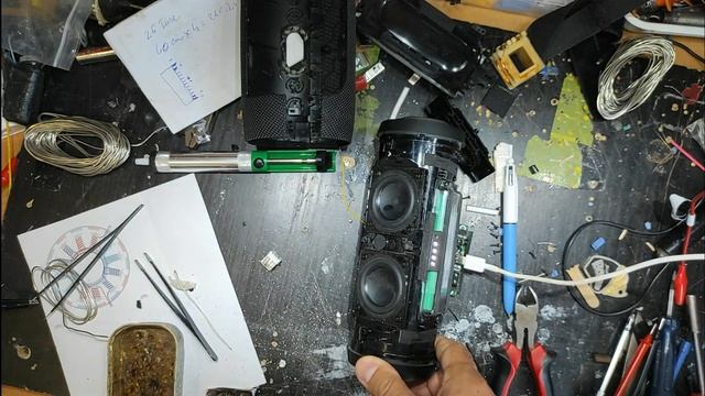 JBL Charge 3 , USB Port Upgrade to Type C смотреть онлайн