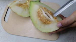 ИНЖИРНАЯ ДЫНЯ очень сочная и очень нежная по вкусу