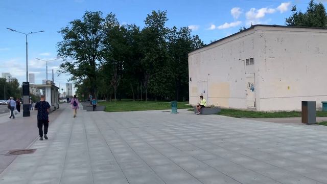 Прогулка возле Метро Зюзино, г. Москва, 21.07.2023
