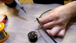 ?КРУТАЯ САМОДЕЛКА. Не выбрасывайте сгоревшие энергосберегающие лампы!