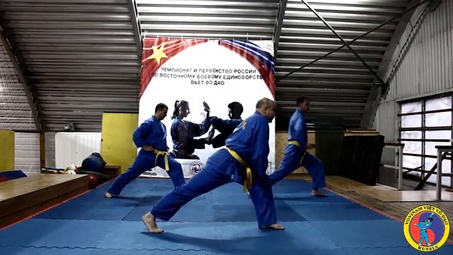 Разминочные упражнения в школе Вовинам Вьет Во Дао (Khởi động) #vovinamrussia #vovinamnga #Вьетвода смотреть онлайн