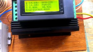 работа контроллера ветрогенератора на ардуино.