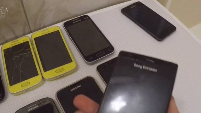 Коллекция телефонов