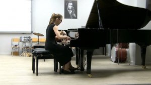 Аверкиева Алина-Боброва Екатерина. Л. Гоббартс–"Трамвай-галоп". Ж. Металлиди-"Романтический вальс".