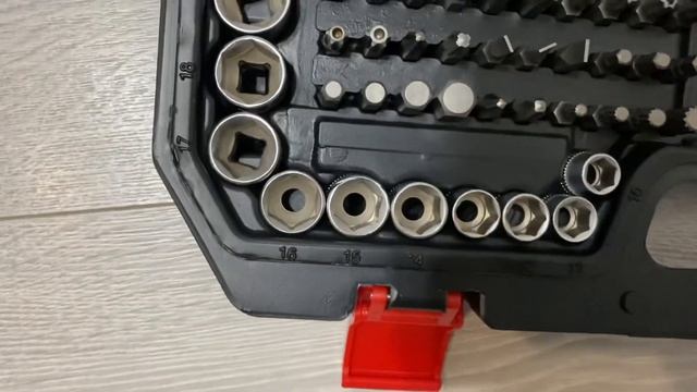 Набор инструментов Force Kraft Professional tools 38841 смотреть онлайн