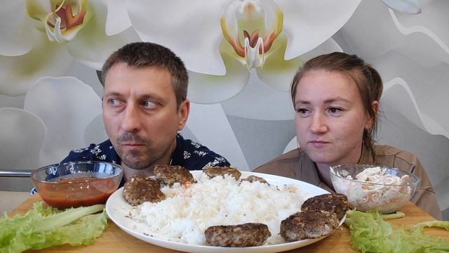 МУКБАНГ КОТЛЕТЫ ИЗ ИНДЕЙКИ ВКУСНЫЙ ОБЕД | MUKBANG TURKEY CUTLETS смотреть онлайн
